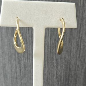 Antonio Papini 18 karat gold hoop earrings